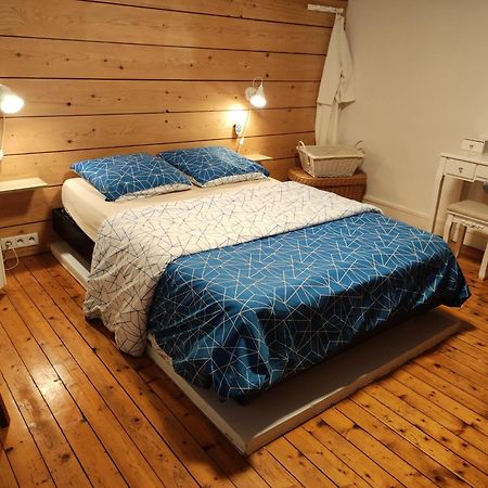 Chambres D'Hotes De Charme Sur Le Mans Exterior photo
